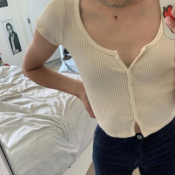 Brandy Melville button up - Picture 2 of 2